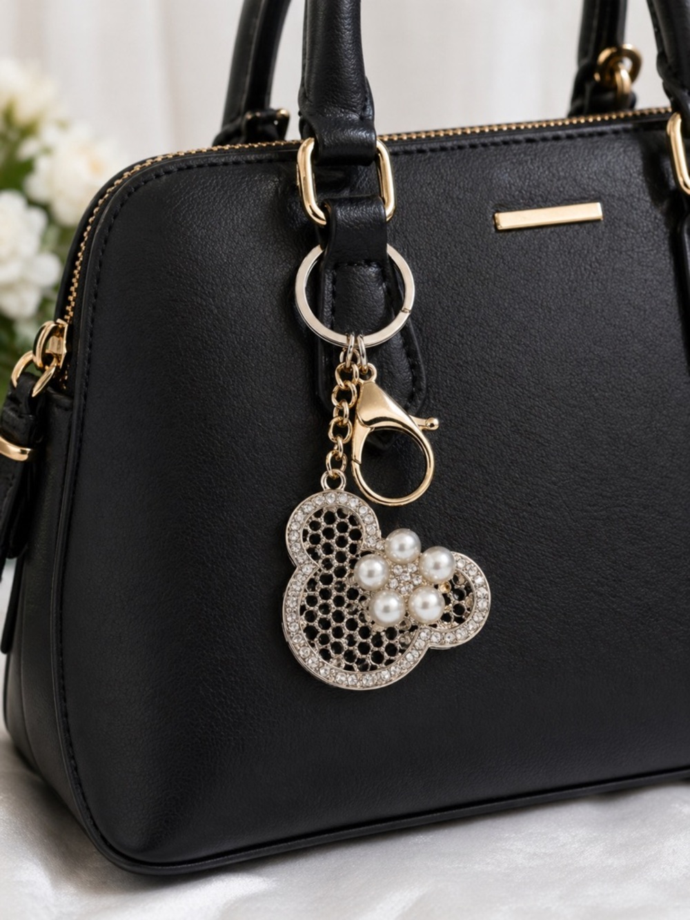 Minnie Inspired Pearl Rhinestone Keychain Gold Tone Cute Bag Charm New